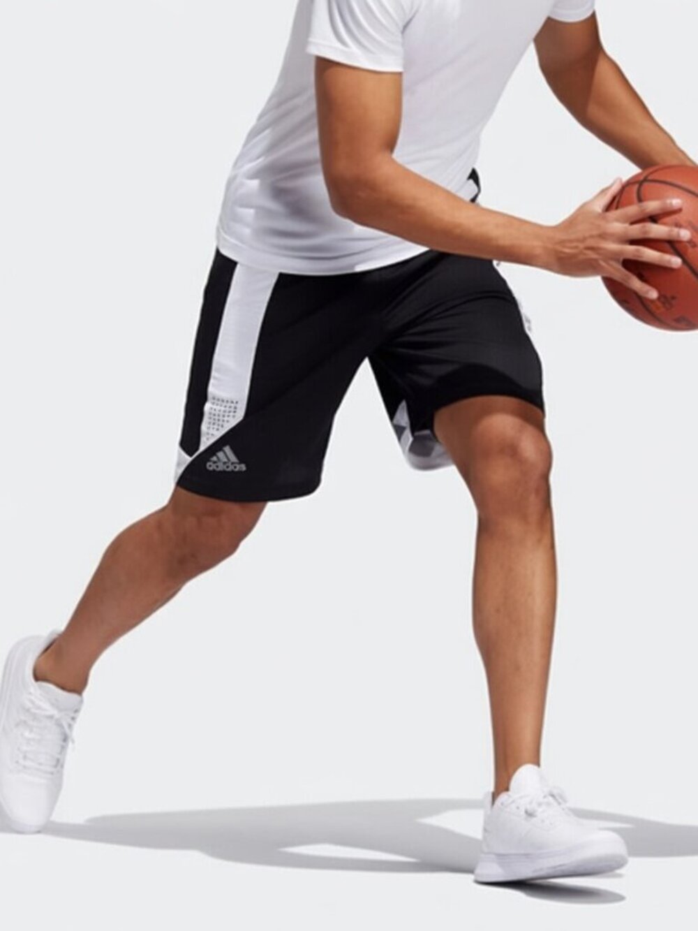 NWT Adidas Basketball Shorts – Black/White | Size M